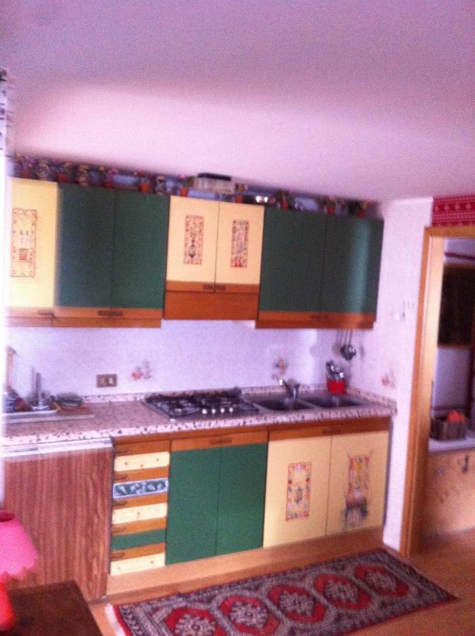 דירות Pieve di Livinallongo Chalet Lei מראה חיצוני תמונה